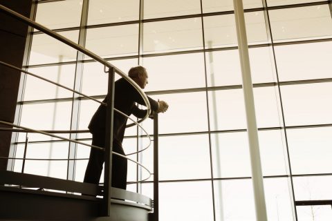 La barrière de sécurité pour escalier