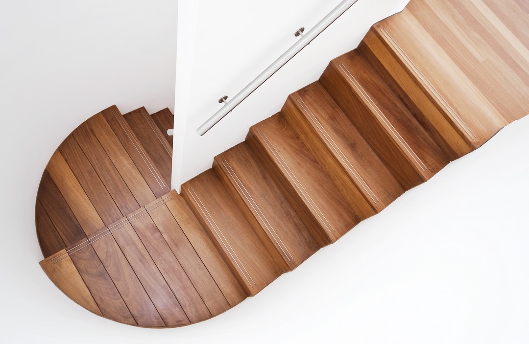 L'escalier pour soussol Les modèles Escalier & Intérieur
